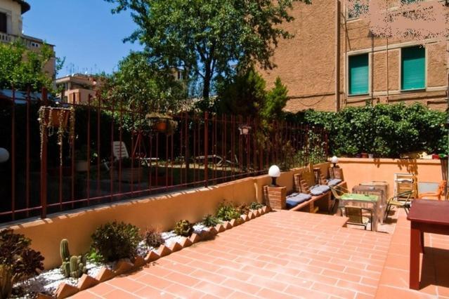 Bed & Breakfast Tra Gianicolo E Trastevere Rom